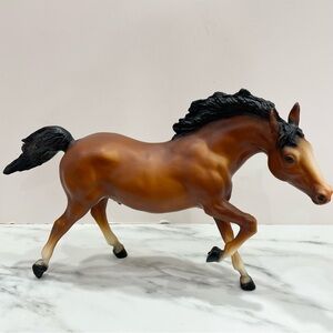 Breyer horse #129 running stallion